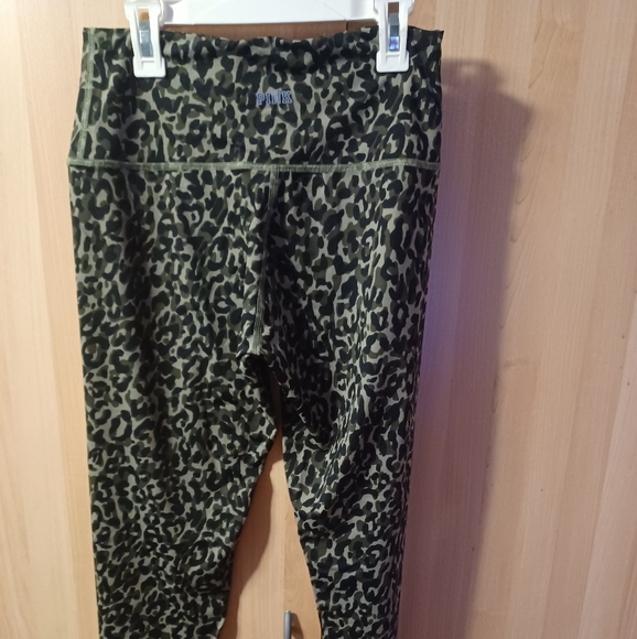 PINK Brand Ultimate Legging - Picture 3 of 5